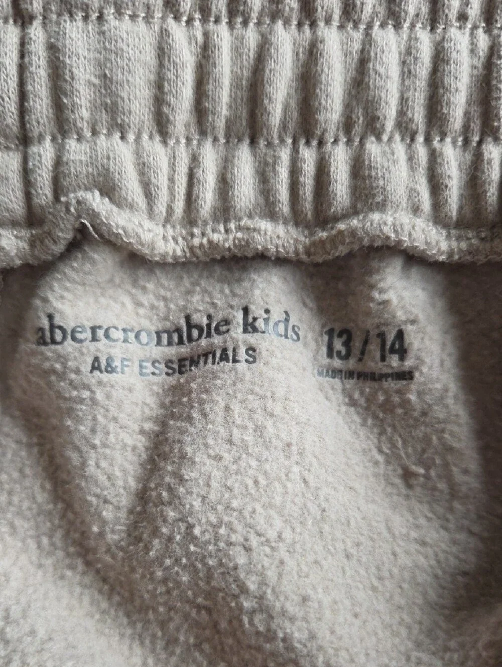 abercrombie kids Tan Fleece Sweatpants Sz 13 / 14